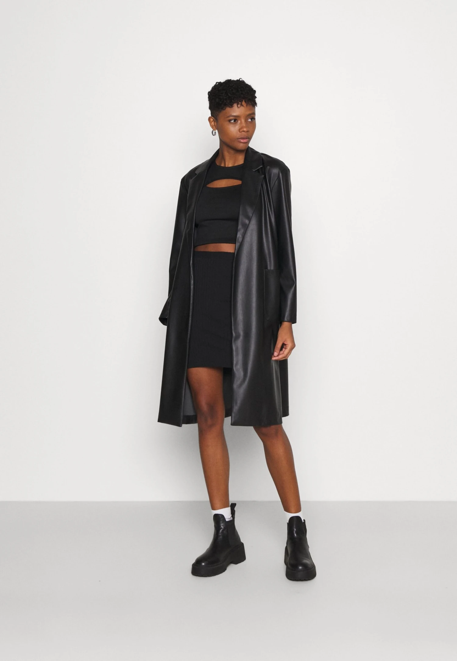 Even&Odd Basic Mini Ribbed Skirt - Gonna A Tubino - Black 4 Even&Odd Basic Mini Ribbed Skirt - Gonna A Tubino - Black - immagine 2