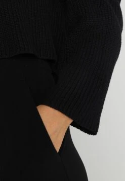 Even&Odd Cropped JumperMaglioneBlack Donna Maglieria EV421I09V-Q11 13 Even&Odd Cropped JumperMaglioneBlack Donna Maglieria EV421I09V-Q11 -Even&Odd 10716b29e3fd4dcd813ae28c5b6486e3