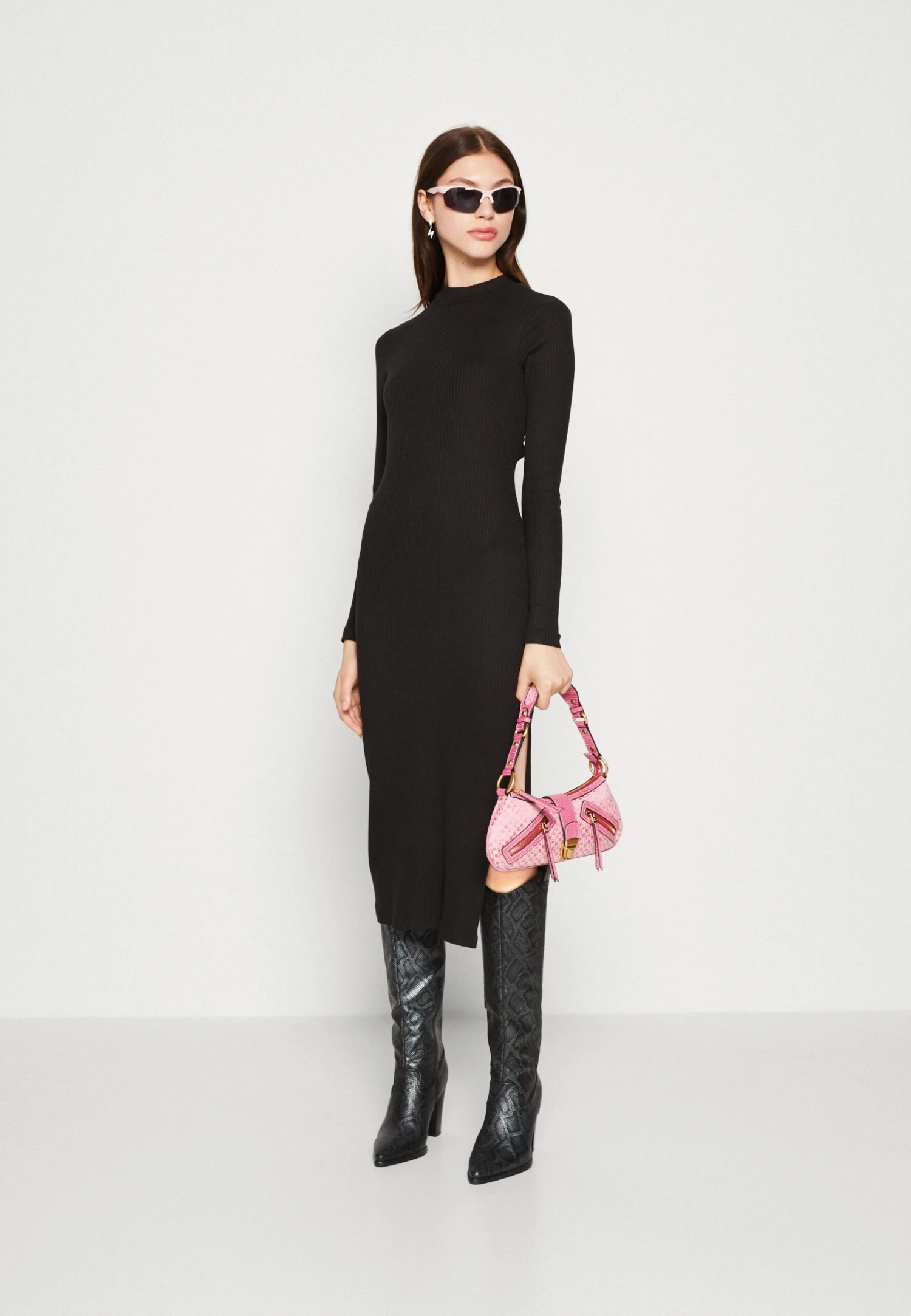 Even&Odd TubinoBlack Donna Vestiti EV421C1E2-Q11 4 Even&Odd TubinoBlack Donna Vestiti EV421C1E2-Q11 - immagine 2