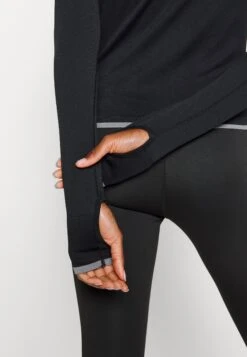 Maglietta A Manica LungaBlack Donna T-shirt E Top EV941D04N-Q11 11 Maglietta A Manica LungaBlack Donna T-shirt E Top EV941D04N-Q11 -Even&Odd 1cb400feaef64b61bde215437bbcb777