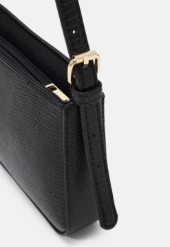 Even&Odd Borsa A ManoBlack Donna Borse EV451H13Y-Q11 9 Even&Odd Borsa A ManoBlack Donna Borse EV451H13Y-Q11 -Even&Odd 2165d0e7bf36478f912072b038c3020a