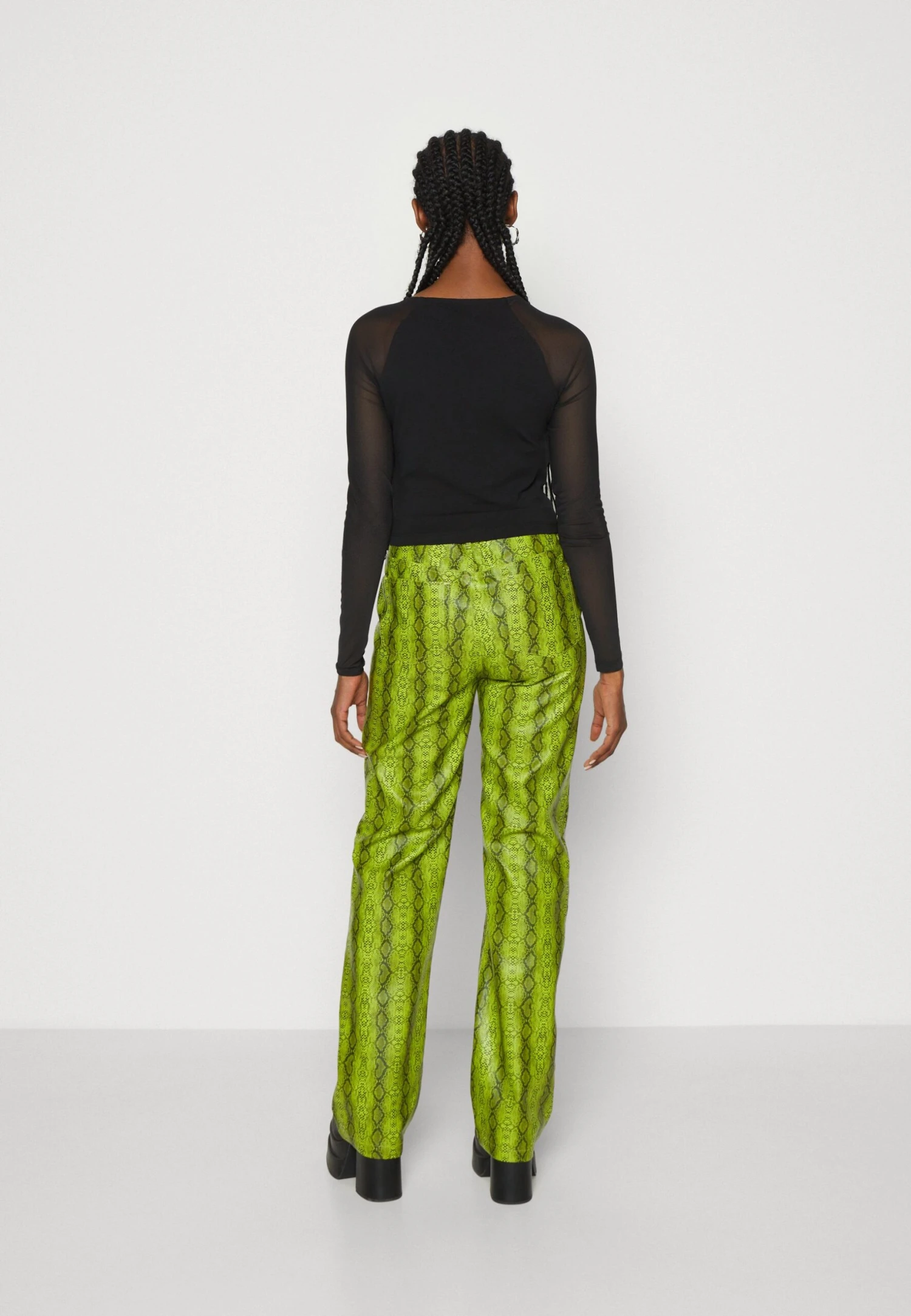 Even&Odd Maglietta A Manica LungaBlack Donna T-shirt E Top EV421D26T-Q11 5 Even&Odd Maglietta A Manica LungaBlack Donna T-shirt E Top EV421D26T-Q11 - immagine 3