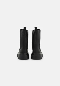 Even&Odd Stivaletti Con PlateauBlack Donna Stivaletti EV411N0GE-Q11 -Even&Odd 326d2afbdc6c4f97b21cf56edf00f7ae