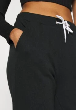 Even&Odd Regular Fit Jogger With ContrastPantaloni SportiviBlack Donna Pantaloni EV421A08P-Q11 -Even&Odd 34ddd41dae214f089b79c437aff8dda2