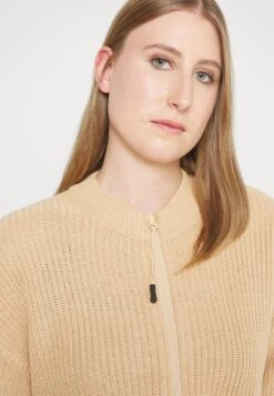 Even&Odd MaglioneSand Donna Maglieria EV421I0G1-B11 19 Even&Odd MaglioneSand Donna Maglieria EV421I0G1-B11 -Even&Odd 3997cc83961b4b88934c494b0e66f937