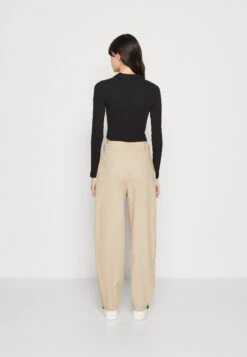 Even&Odd Maglietta A Manica LungaBlack Donna T-shirt E Top EV421D24Z-Q11 -Even&Odd 399bab5330094bceb5c8c8ec62c45195