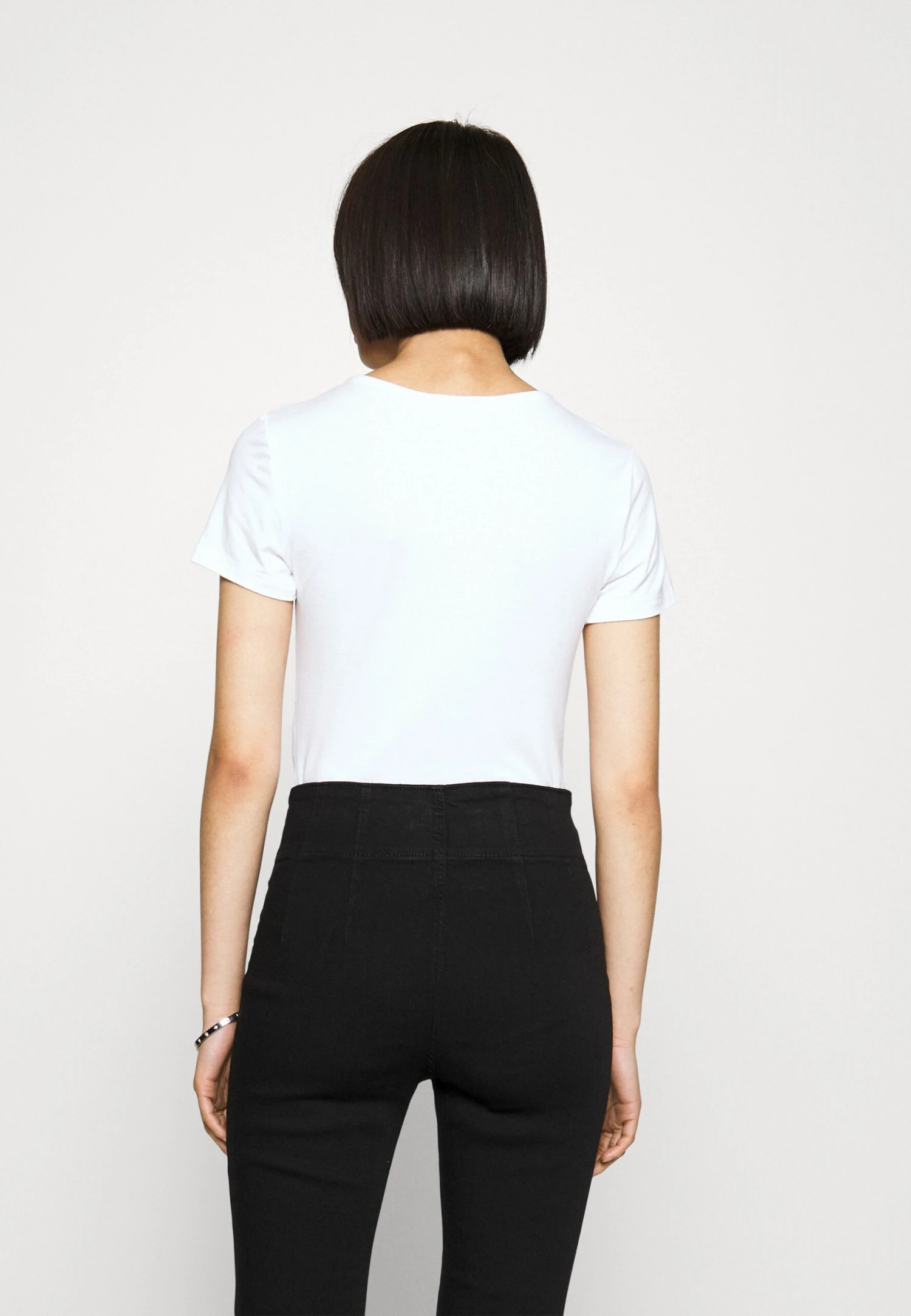 2 PackT-Shirt BasicBlack/White Donna T-shirt E Top EVF21D053-Q11 4 2 PackT-Shirt BasicBlack/White Donna T-shirt E Top EVF21D053-Q11 - immagine 2