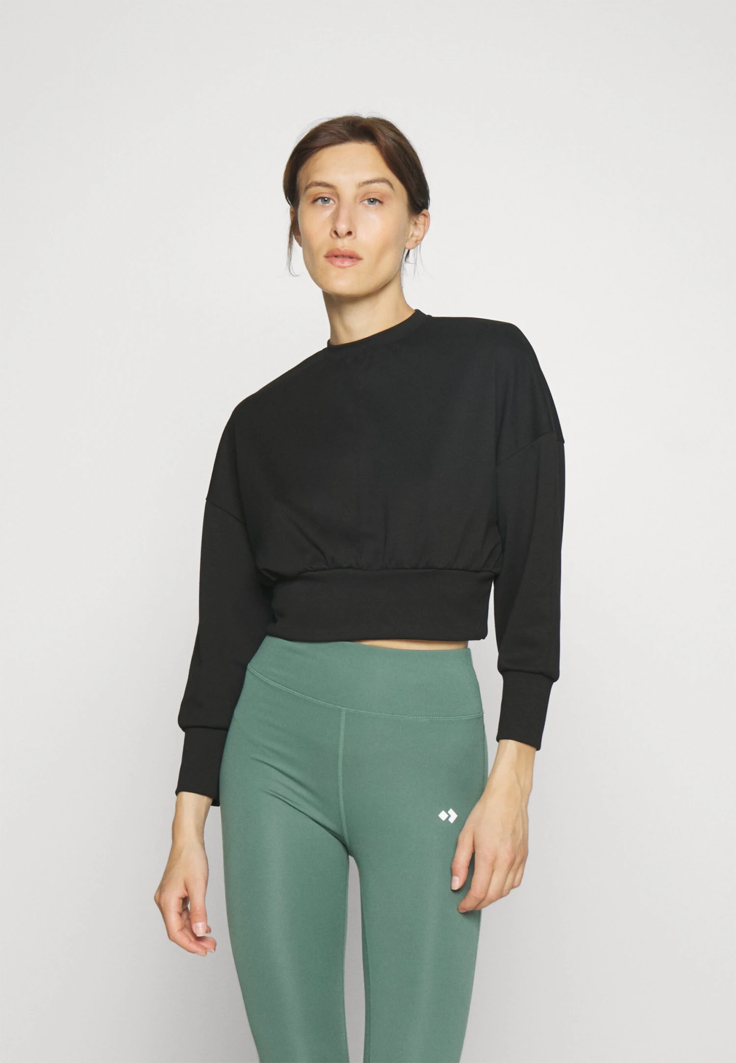 FelpaBlack Donna Abbigliamento EV941G01F-Q11 5 FelpaBlack Donna Abbigliamento EV941G01F-Q11 - immagine 3