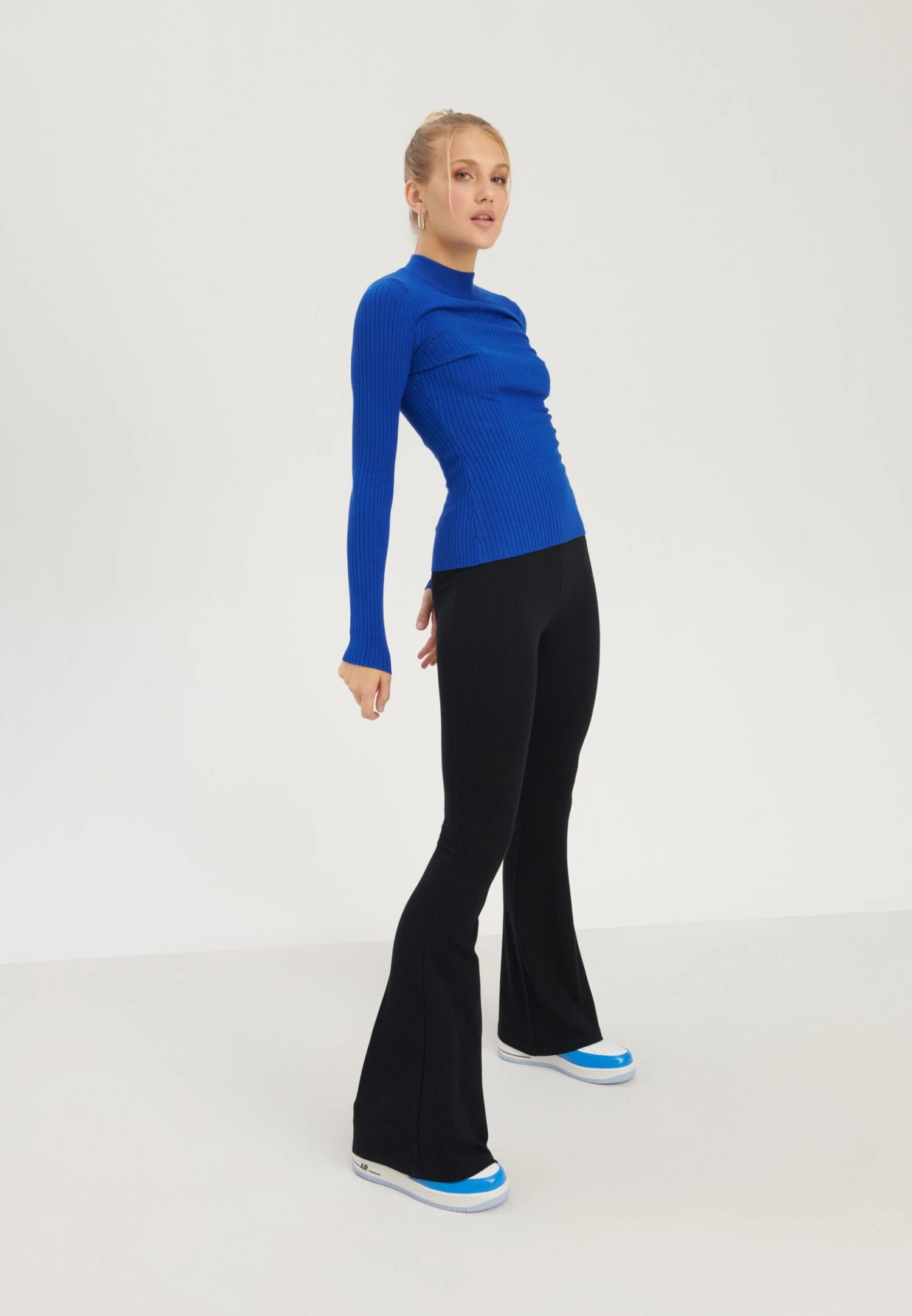 Even&Odd MaglioneBlue Donna Maglieria EV421I0AK-K16 4 Even&Odd MaglioneBlue Donna Maglieria EV421I0AK-K16 - immagine 2