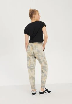 Even&Odd Pantaloni SportiviMulti-Coloured Donna Pantaloni EV421A0DC-T11 9 Even&Odd Pantaloni SportiviMulti-Coloured Donna Pantaloni EV421A0DC-T11 -Even&Odd 54f1fc2b51d24a309b9d3c5d3155fed7