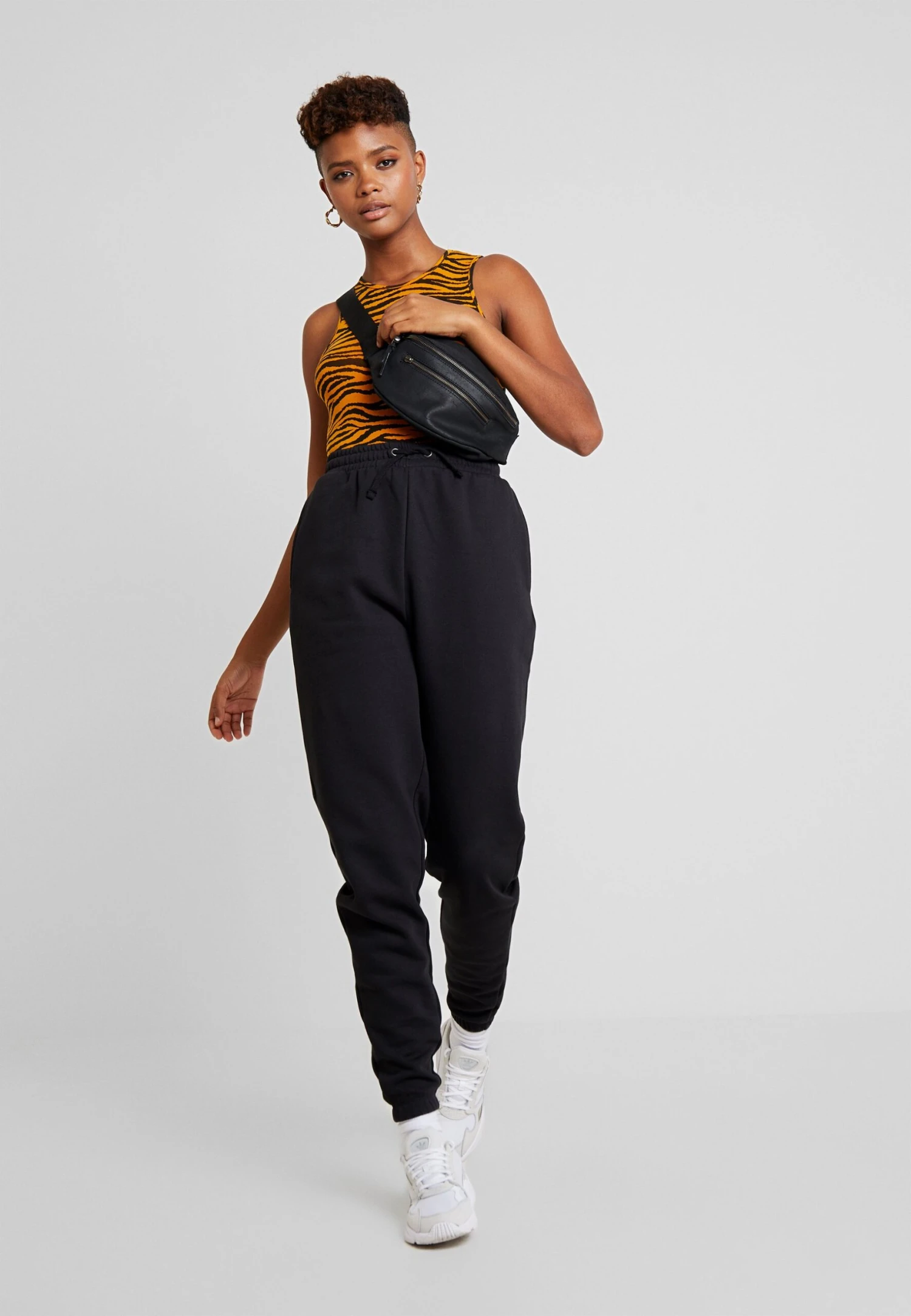 Even&Odd Pantaloni SportiviBlack Donna Pantaloni EV421A07Y-Q11 4 Even&Odd Pantaloni SportiviBlack Donna Pantaloni EV421A07Y-Q11 - immagine 2