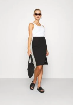 Even&Odd Basic - Midi Skirt With Slit - Gonna A Tubino - Black 8 Even&Odd Basic - Midi Skirt With Slit - Gonna A Tubino - Black -Even&Odd 728adfedbabb4c968d8ad9e3aa2229ad