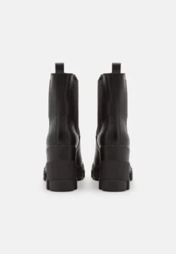 Even&Odd Stivaletti Con TaccoBlack Donna Stivali EV411N0IR-Q11 11 Even&Odd Stivaletti Con TaccoBlack Donna Stivali EV411N0IR-Q11 -Even&Odd 72db4a677cc74611a63e6ed4a3671a83