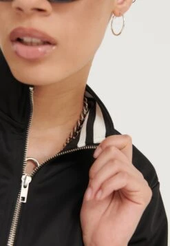 Even&Odd Giubbotto BomberBlack Donna Giacche E Blazer EV421J0D5-Q11 11 Even&Odd Giubbotto BomberBlack Donna Giacche E Blazer EV421J0D5-Q11 -Even&Odd 744089ea1dcc4ee0a9c4ad087e2035ad