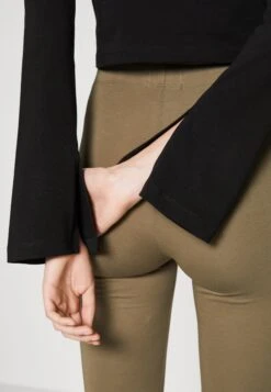 Even&Odd Maglietta A Manica LungaBlack Donna T-shirt E Top EV421D24V-Q11 13 Even&Odd Maglietta A Manica LungaBlack Donna T-shirt E Top EV421D24V-Q11 -Even&Odd 79c08d1841b6464f95f29bd76112076e