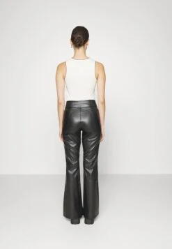 PantaloniBlack Donna Pantaloni EVF21A028-Q11 -Even&Odd 84a6c94c901f41098d79aeeff2f3901b