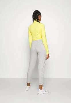 Even&Odd Regular Fit Jogger With ContrastPantaloni SportiviMottled Light Grey Donna Pantaloni EV421A08P-C12 9 Even&Odd Regular Fit Jogger With ContrastPantaloni SportiviMottled Light Grey Donna Pantaloni EV421A08P-C12 -Even&Odd 85c5fafffdc346e89fd4ceea38d29402