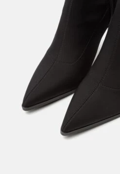 Even&Odd Stivali Con I TacchiBlack Donna Stivali EV411A0XL-Q11 -Even&Odd 90c74945e6de45e0b3773892dfaa6d26