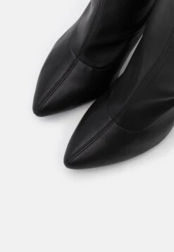 Even&Odd Stivali Con I TacchiBlack Donna Stivali EV411A0LK-Q11 13 Even&Odd Stivali Con I TacchiBlack Donna Stivali EV411A0LK-Q11 -Even&Odd 9adda94d18f74a01bdf0efa58f84892b