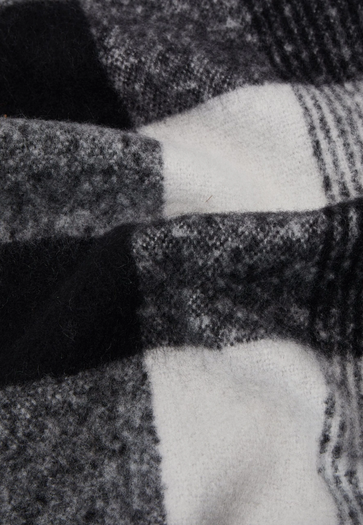 Even&Odd SciarpaGrey/Black Donna Sciarpe EV451G09Z-C11 4 Even&Odd SciarpaGrey/Black Donna Sciarpe EV451G09Z-C11 - immagine 2