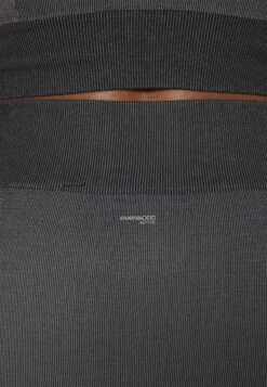 Seamless PowerCollantBlack Donna Abbigliamento EV941E075-Q11 -Even&Odd a4cabaaae0e04e989cecdd0fa23b6909