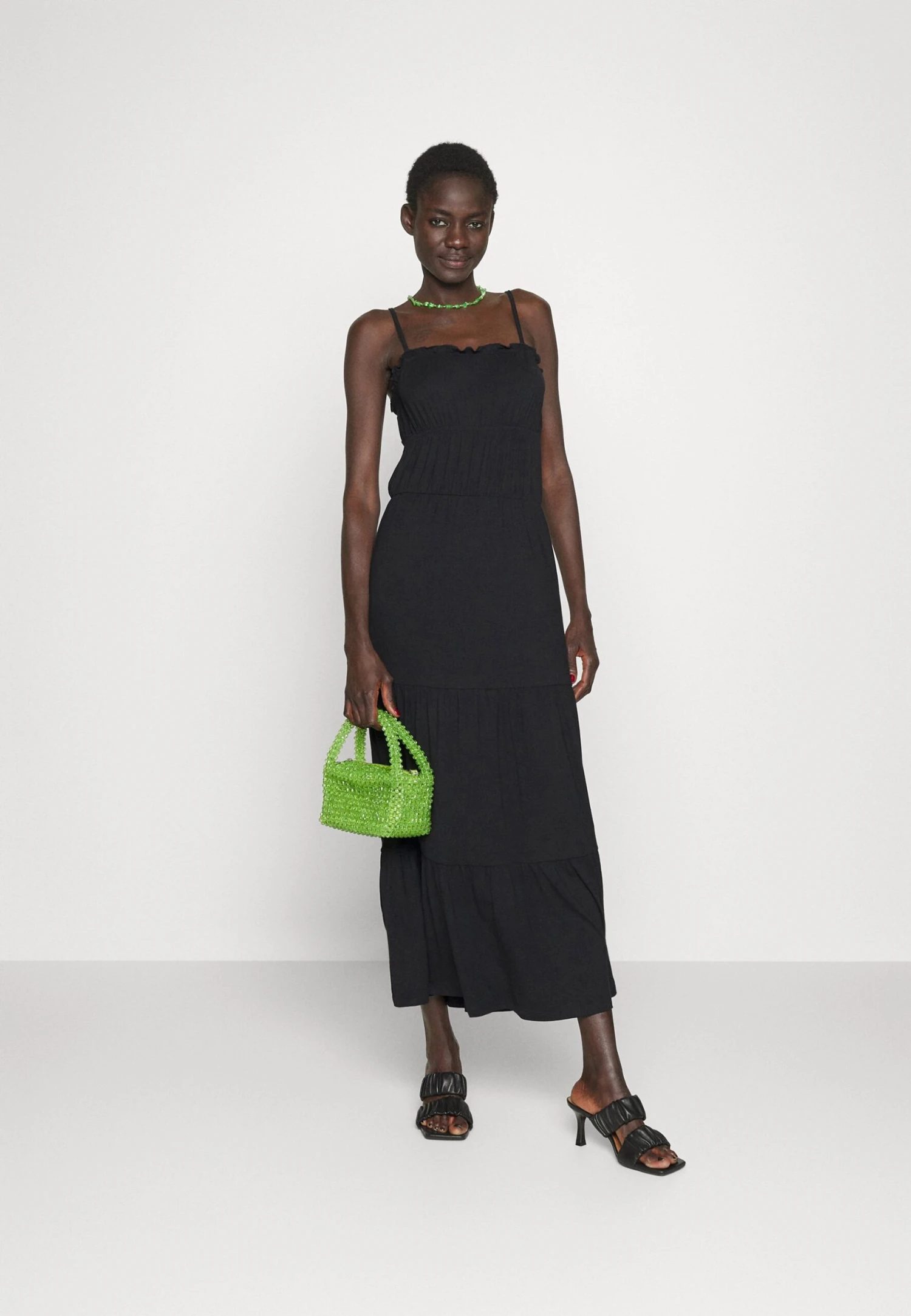 Dress With Tiered SkirtVestito Lungo802Black Donna Vestiti EVI21C01C-Q11 4 Dress With Tiered SkirtVestito Lungo802Black Donna Vestiti EVI21C01C-Q11 - immagine 2