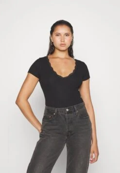 Even&Odd T-Shirt Con StampaBlack Donna T-shirt E Top EV421D26C-Q11 -Even&Odd b08645e8f4f747afbc1461e8ec00184c