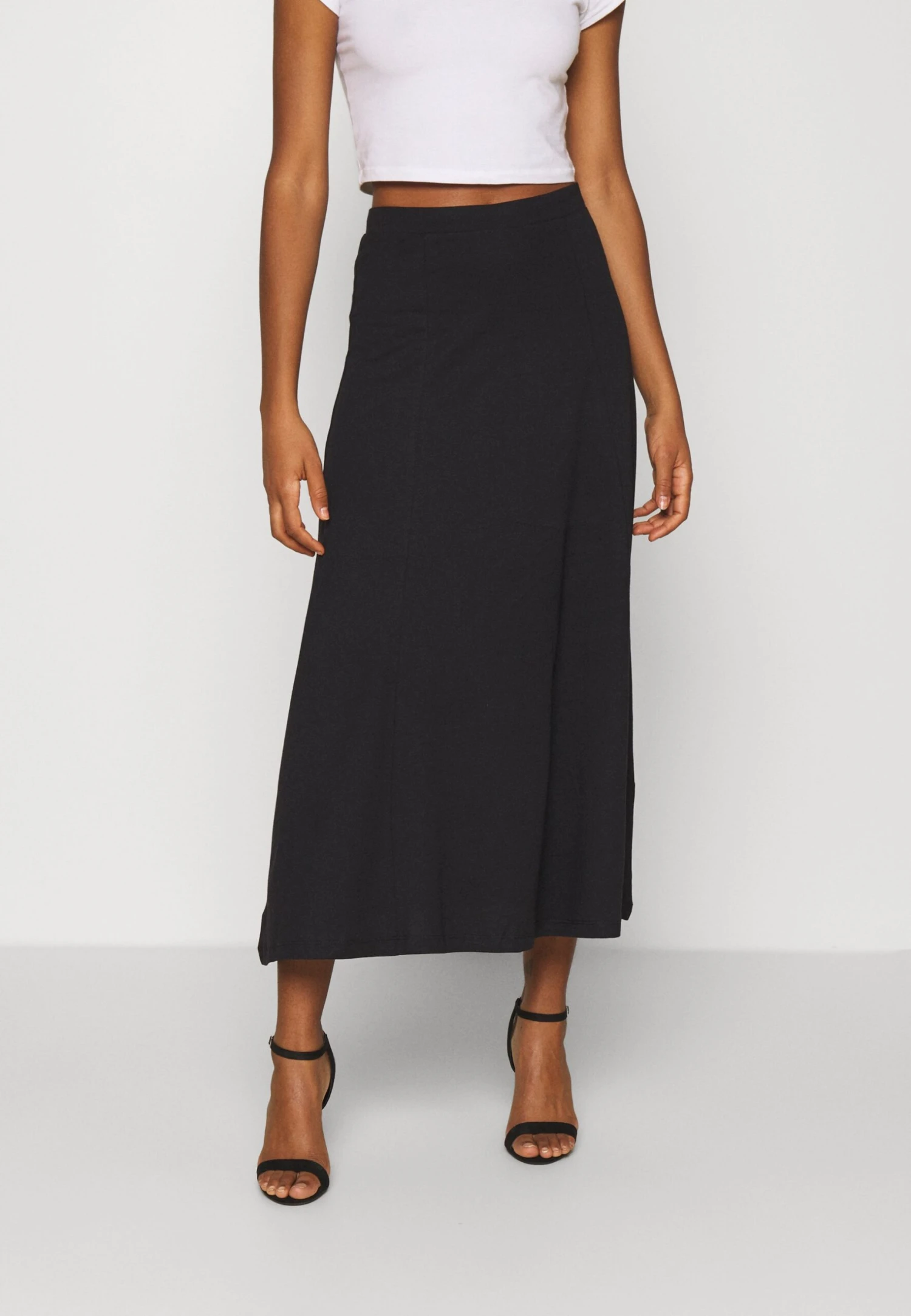 Even&Odd Basic Maxi Skirt - Gonna A Campana - Black 3 Even&Odd Basic Maxi Skirt - Gonna A Campana - Black