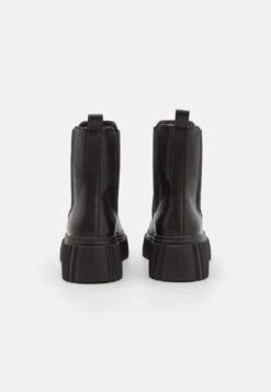 Even&Odd Stivaletti Con PlateauBlack Donna Stivaletti EV411N0IS-Q11 -Even&Odd b28661b147984077835fcfba7ed80ded