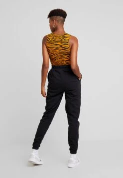 Even&Odd Pantaloni SportiviBlack Donna Pantaloni EV421A07Y-Q11 9 Even&Odd Pantaloni SportiviBlack Donna Pantaloni EV421A07Y-Q11 -Even&Odd b4e5c64b40e74cf1a8b0bec29a246ff6