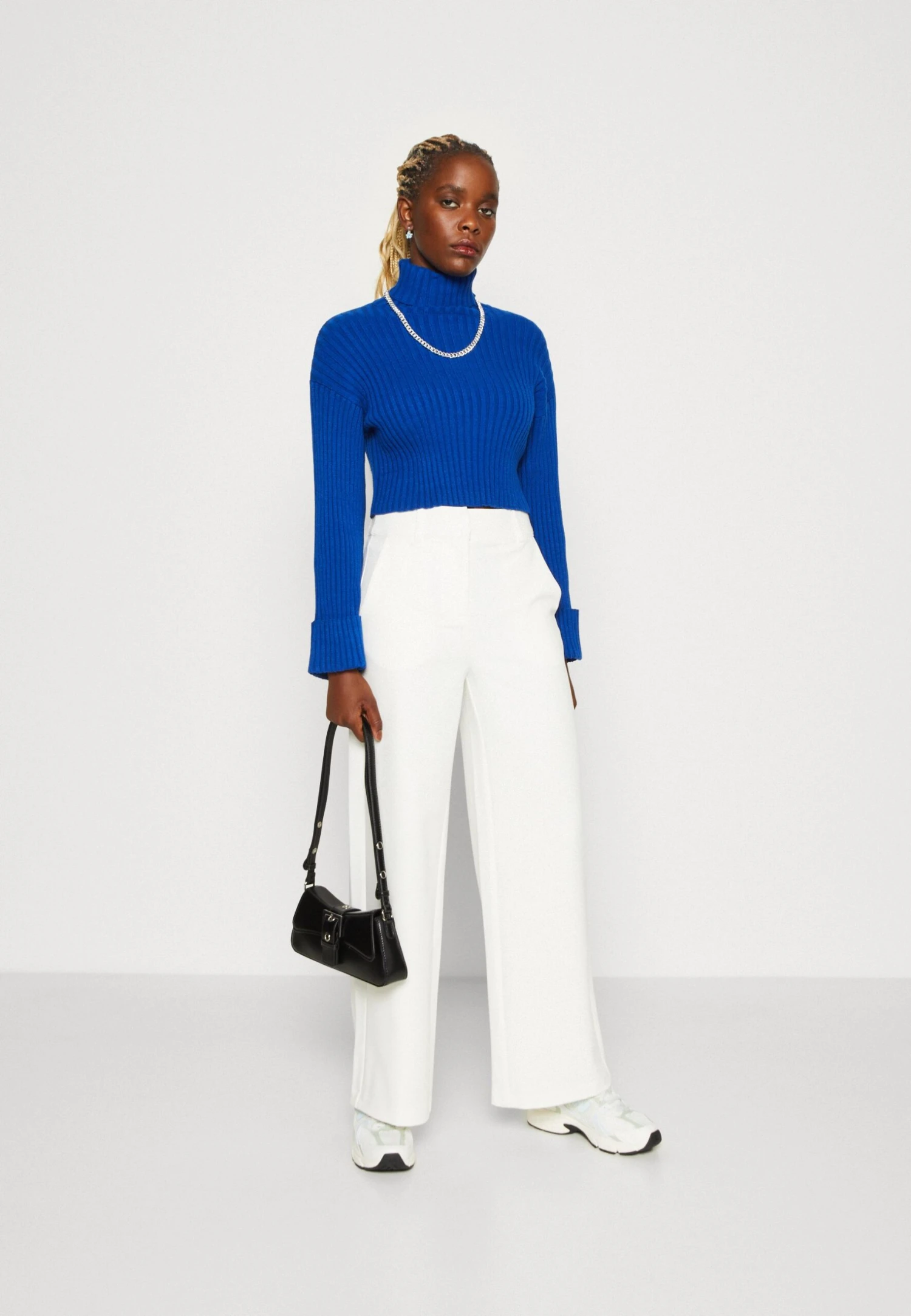 Even&Odd MaglioneBlue Donna Maglieria EV421I0HN-K11 4 Even&Odd MaglioneBlue Donna Maglieria EV421I0HN-K11 - immagine 2