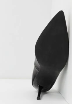 Even&Odd DecolletéBlack Donna Scarpe Con Tacco EV411B079-Q11 15 Even&Odd DecolletéBlack Donna Scarpe Con Tacco EV411B079-Q11 -Even&Odd be0e16255e92418bb55896950b4eb8ba