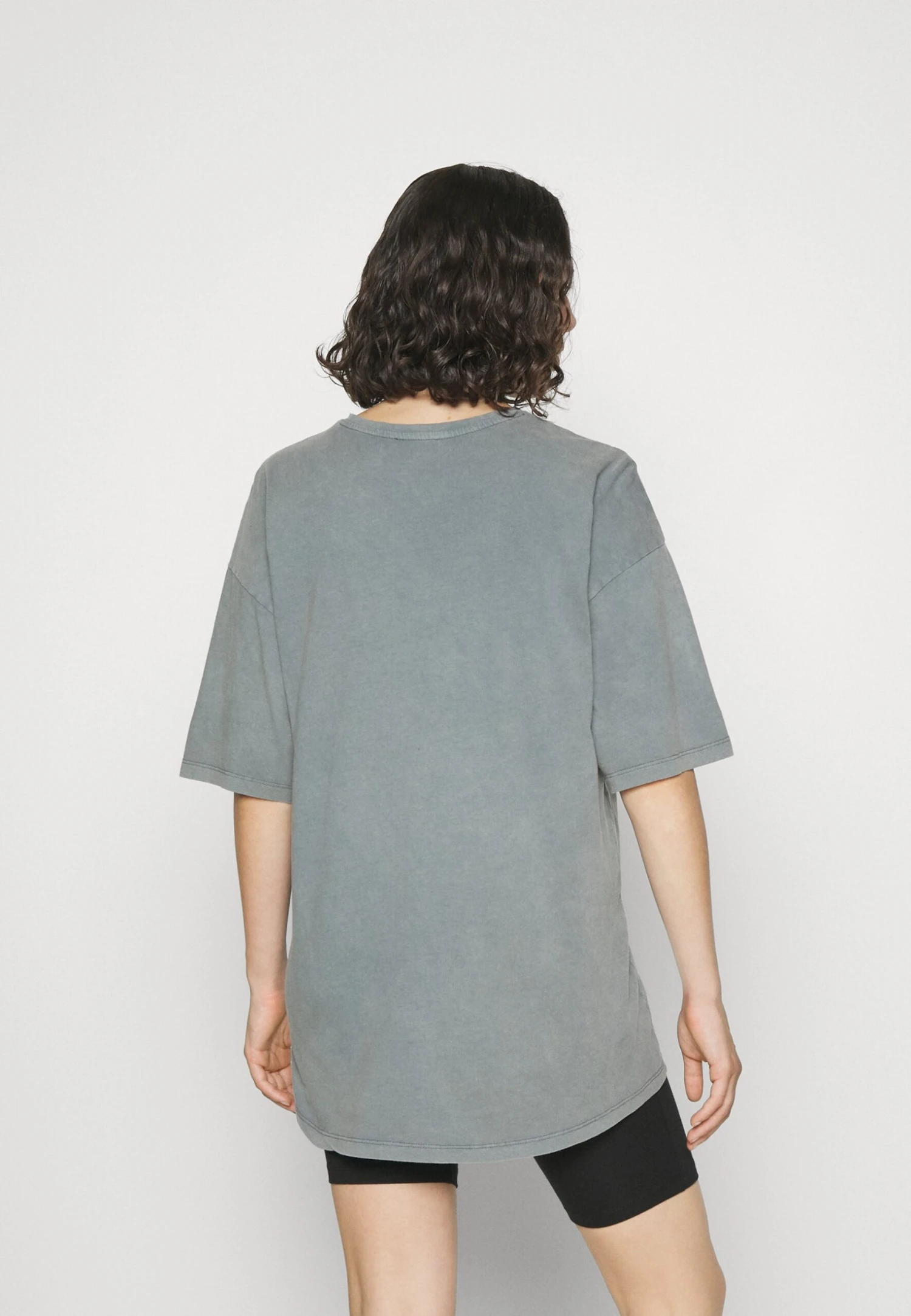 T-Shirt Con StampaBlack Donna T-shirt E Top EVO29G01G-Q11 5 T-Shirt Con StampaBlack Donna T-shirt E Top EVO29G01G-Q11 - immagine 3