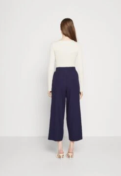 Even&Odd PantaloniDark Blue Donna Pantaloni EV421A0BB-K12 10 Even&Odd PantaloniDark Blue Donna Pantaloni EV421A0BB-K12 -Even&Odd c2ef667e81bb4cd489e777fb848a68ac