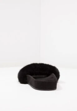 Even&Odd PantofoleBlack Donna Pantofole EV411A0BI-Q11 -Even&Odd c4cc6a676c354fd6bc1270ab07460085