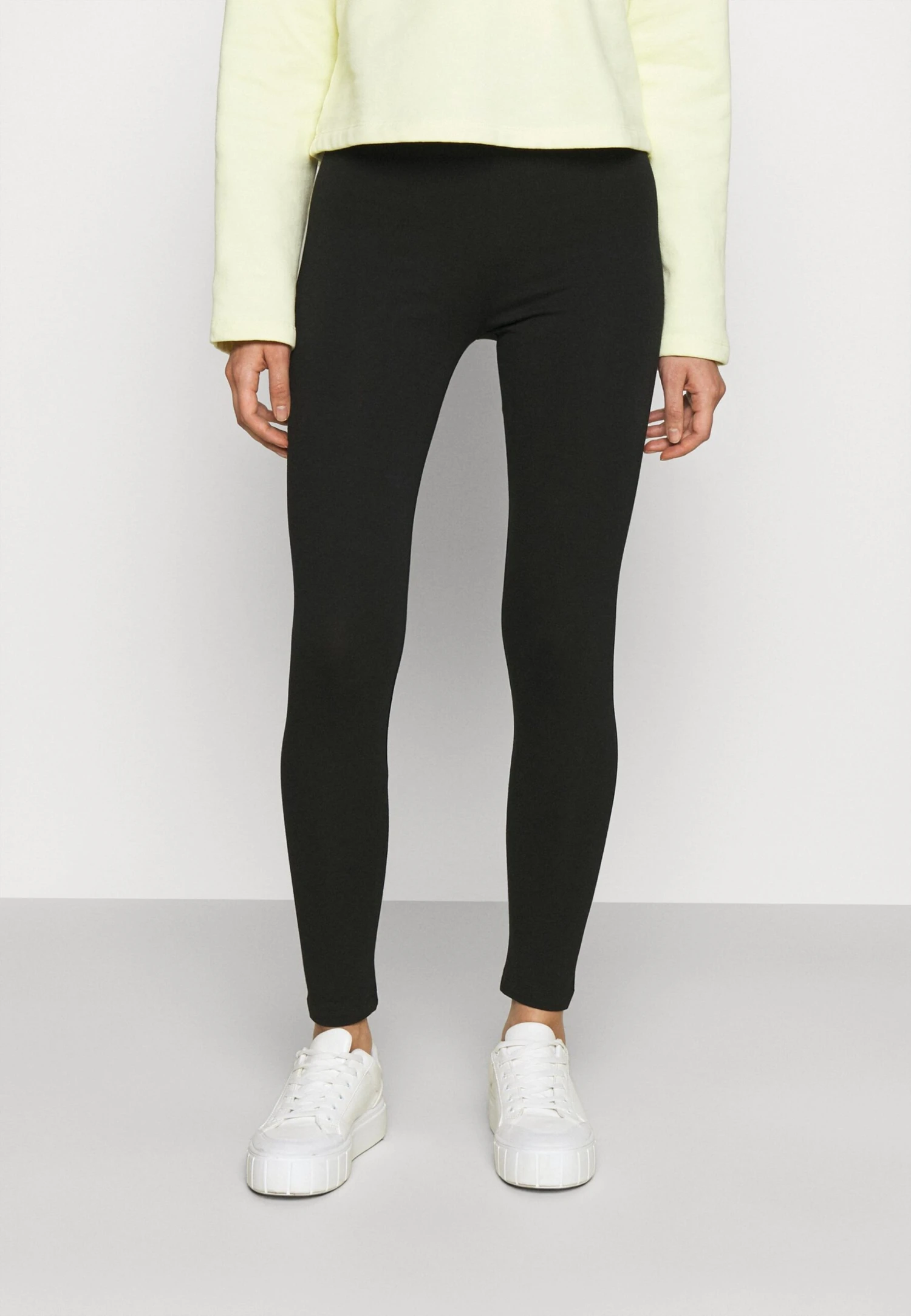 Even&Odd Set - Shorts - Black 5 Even&Odd Set - Shorts - Black - immagine 3