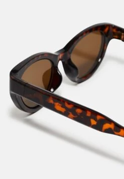 Even&Odd Occhiali Da SoleBrown Donna Occhiali Da Sole EV451K02C-O12 -Even&Odd d25fab1b339a465399d0544608a7cc8b