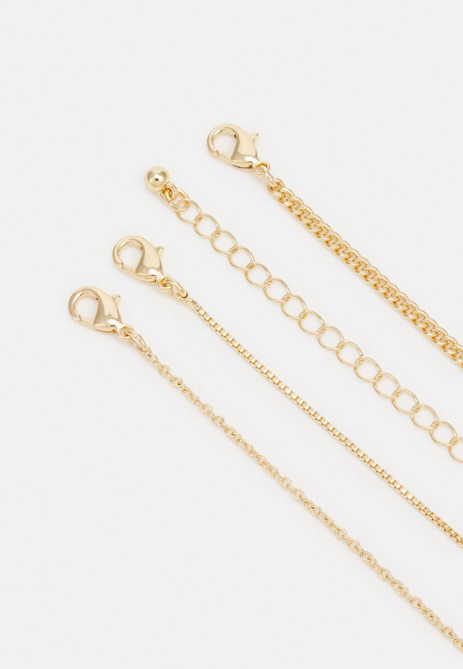 Even&Odd 3 PackCollanaGold- Coloured Donna Gioielli EV451L01H-F11 4 Even&Odd 3 PackCollanaGold- Coloured Donna Gioielli EV451L01H-F11 - immagine 2