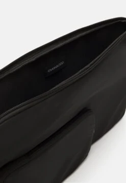 Even&Odd Borsa Porta PcBlack Donna Borse EV451F04G-Q11 8 Even&Odd Borsa Porta PcBlack Donna Borse EV451F04G-Q11 -Even&Odd d43fe7a6741e43c099811e95e043be91