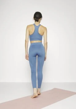 CollantBlue Donna Abbigliamento EV941E05O-K13 -Even&Odd d62adfcd90e044a28837e7a7356c7b42