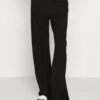Business Casual Wide Legs With Front Pleats PantaloniBlack Donna Pantaloni EVI21A01U-Q11 1 Business Casual Wide Legs With Front Pleats PantaloniBlack Donna Pantaloni EVI21A01U-Q11 -Even&Odd e317f0d01b0b432db93c06692ac40a6f