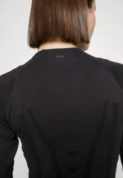 Maglietta A Manica LungaBlack Donna Abbigliamento EV941D04T-Q11 -Even&Odd e5267d4daa4e449a9795ad2a8acee050