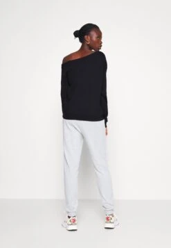 FelpaBlack Donna Felpe EVI21J000-Q11 9 FelpaBlack Donna Felpe EVI21J000-Q11 -Even&Odd e57e977b1a2a4b4093032bbddd0d6ba1