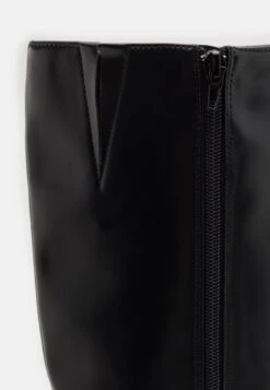 Even&Odd Stivali AltiBlack Donna Stivali EV411A0XP-Q11 -Even&Odd e82ffafb84654c078014b67bc8ee1d8b