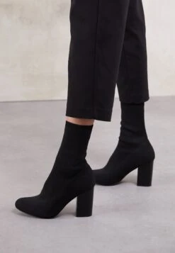 Even&Odd Stivaletti Con TaccoBlack Donna Stivaletti EV411N03E-Q12 -Even&Odd fb7ec7faa44043d6b4a58621ffdcc813