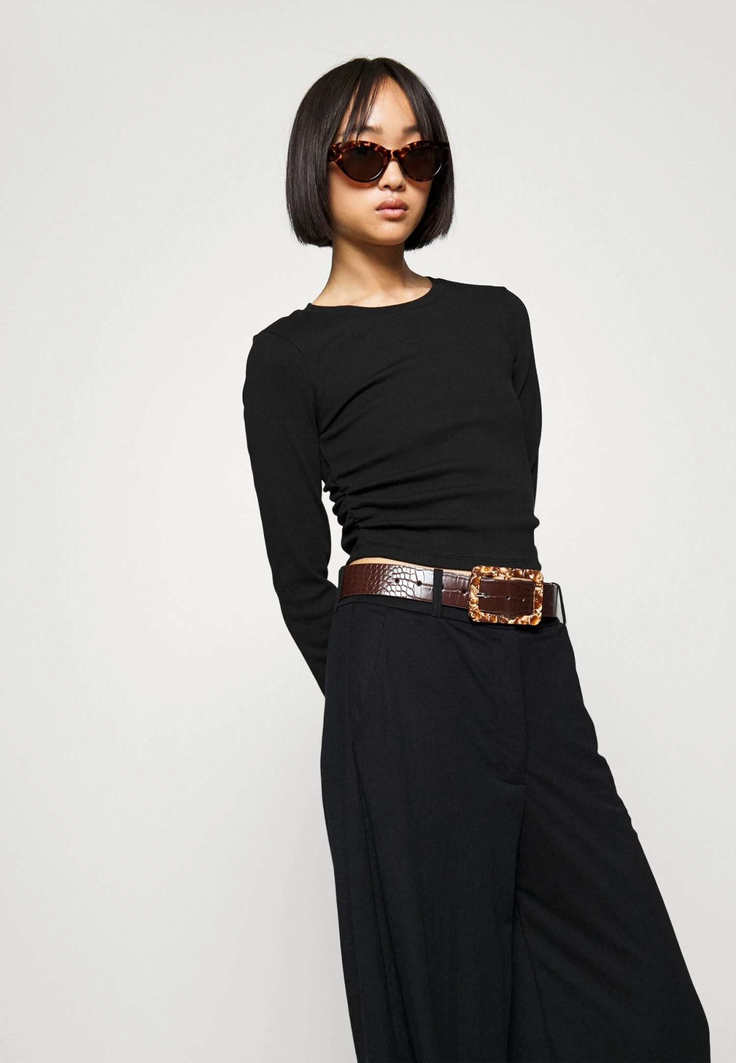 PantaloniBlack Donna Pantaloni EVF21A029-Q11 6 PantaloniBlack Donna Pantaloni EVF21A029-Q11 - immagine 4