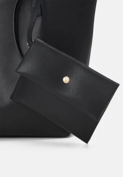 Even&Odd Borsa A ManoBlack Donna Borse EV451H140-Q11 10 Even&Odd Borsa A ManoBlack Donna Borse EV451H140-Q11 -Even&Odd fe41234801084558adc4ae1376373825